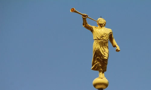 Pour la d&eacute;mission du maire de Moroni