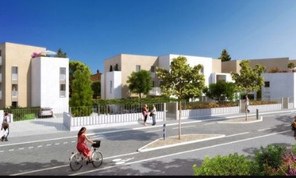 Pour l’obligation de tenir en laisse et réparer les dégâts causés par les chiens