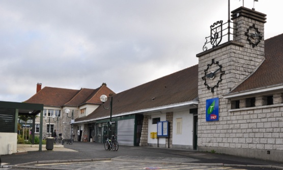✋ Rambouillet : rétablissons des horaires de bus compatibles avec les trains directs Rémi