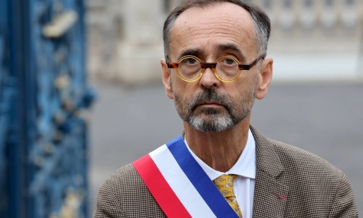 Pour le respect des droits de l’enfant, demandons le retrait de Robert Ménard des municipales