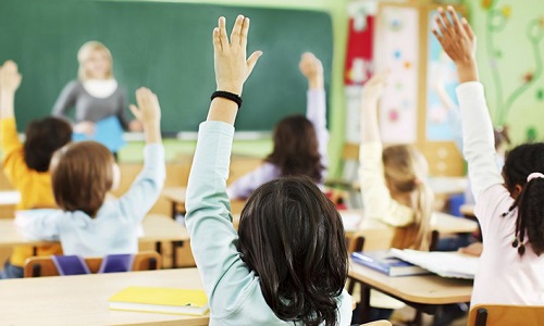 Non à la suppression d'une classe à Logonna-Daoulas