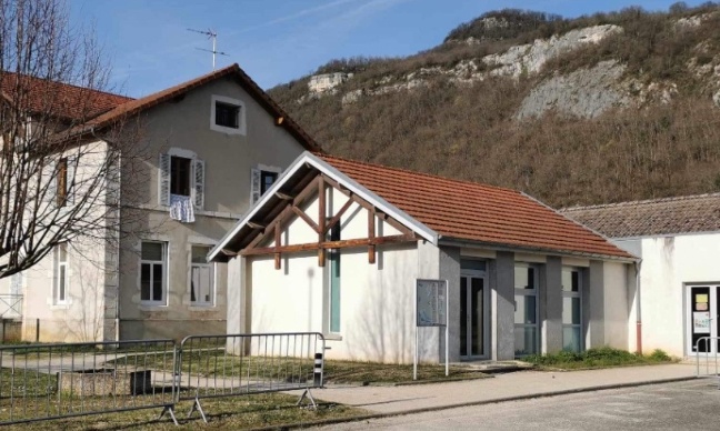 NON à la fermeture de classe à l'école du Lynx de Bregnier Cordon