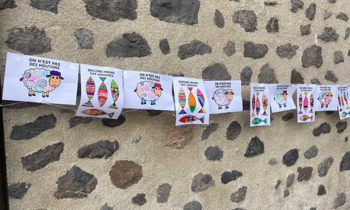 Non &agrave; la suppression de poste &agrave; l&rsquo;&eacute;cole maternelle de La Fontaine  d'Aurillac