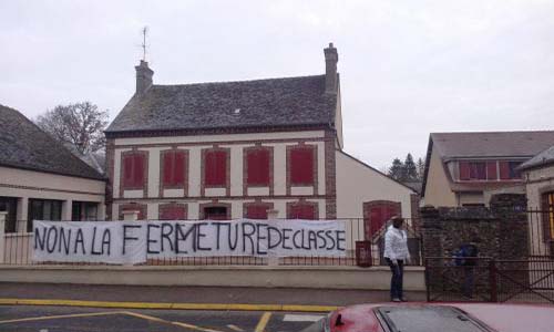 Non à la fermeture de classe à la Ferté-Vidame !