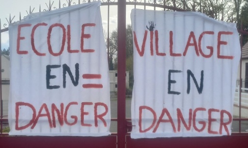 Mobilisation &agrave; Chiry-Ourscamp pour sauver une classe