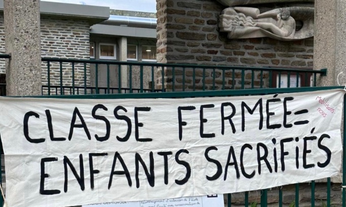 NON aux fermetures de classe &agrave; Saint-L&ocirc; !!