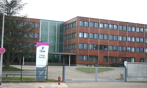 Contre la fermeture d'une classe de 5ème au collège