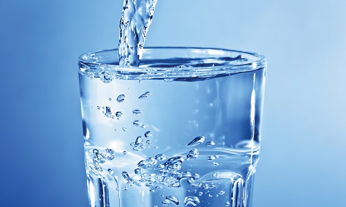 Accès à l'eau potable de façon abordable pour tous dans l'Essonne