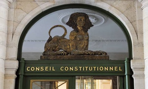 Pour que le Conseil constitutionnel invalide la candidature de François Fillon
