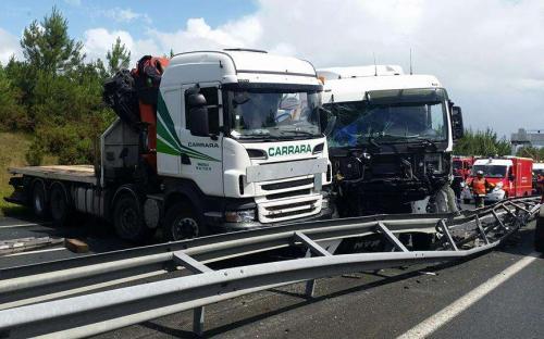 STOP ! Trop d'accidents et trop de camions sur les routes nationales (RN) en Charente (16)