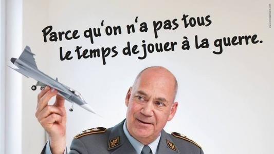Non au service militaire obligatoire que nous imposent Macron et Edouard Philippe !