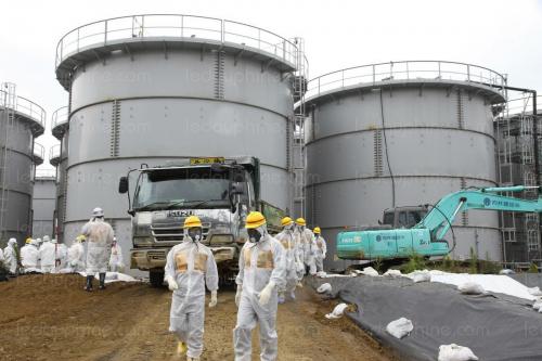Non au déversement des eaux contaminés de Fukushima dans l'océan.