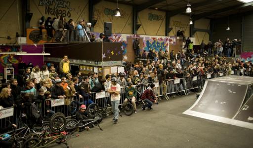 contre la fermeture du skatepark le frigo