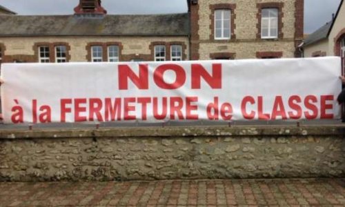 NON à la fermeture de la classe maternelle de l'École de Charleval (Eure) !