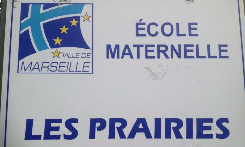 TOBOGGAN DANGEREUX DANS LA COUR