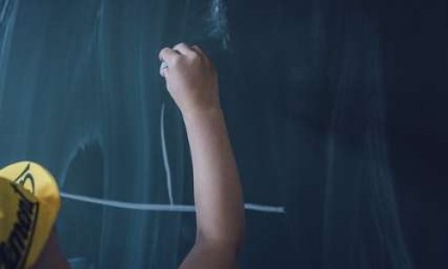 Non à la fermeture de classe à Saint-Hilaire à la rentrée 2018