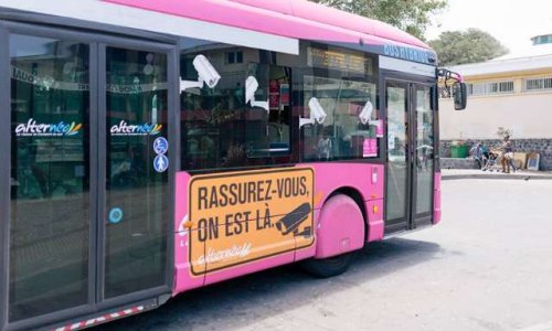 Pour que les bus Alternéo "Ligne 2 Université" respectent les horaires et les usagers.