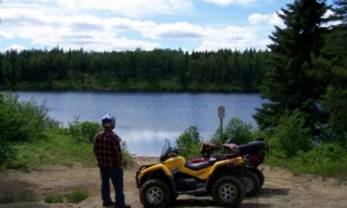 Pétition contre les projets de fédérer des sentiers quads supplémentaires près du lac Opémisca