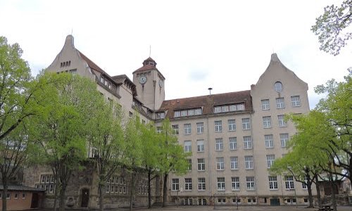 Contre la FERMETURE de la 10ème classe de l'école primaire JEAN MACÉ à COLMAR