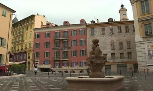 Pour le retour des poissonniers sur la place saint François