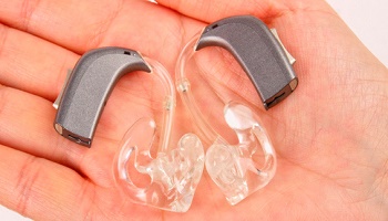 Lettre ouverte des audioprothésistes contre l'orientation purement commerciale du métier d'audioprothésiste D.E.