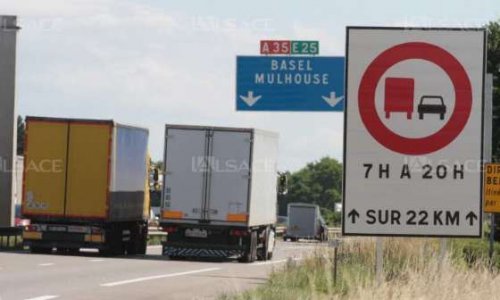 Trop de camion sur l'autoroute A 35  gratuite de Bâle à Strasbourg