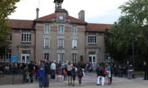 Une hausse démesurée des tarifs péri et extra scolaires à Saint maur des fossés.