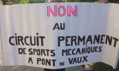 NON AU CIRCUIT PERMANENT DE SPORTS MECANIQUES  EN ZONE PROTÉGÉE A PONT  DE VAUX DANS L'AIN