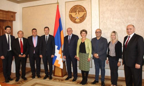 Soutenons les maires de Valence, Bourg-Lès-Valence et Bourg-de-Péage qui ont signé une Charte d’amitié avec des villes de l’Artsakh (Haut-Karabagh)