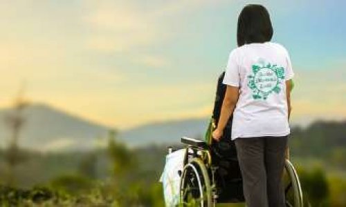 SOUTIEN à Caroline, handicapée, exclue de son logement et privée de solution de prise en charge!