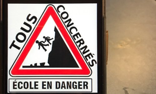 NON A LA FERMETURE DE CLASSE DE VIEVILLE