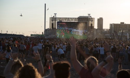 Pour la mise en place d'un écran géant à Lens le jeudi 30 mai 2019 pour le match