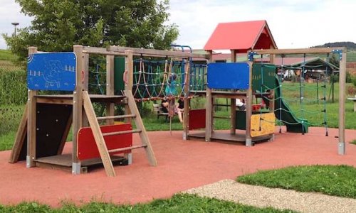 Pour la création d'une aire de jeux