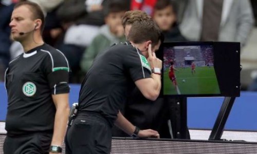 Stop à la VAR (Video Assistant Referee)