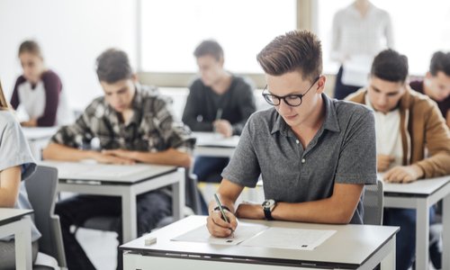 Pour l'annulation de l'épreuve de math