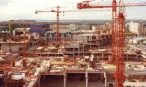 Non à l'ouverture tous les dimanches des « 3 FONTAINES » à Cergy