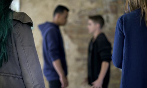 Élève violent et récidiviste toujours au collège