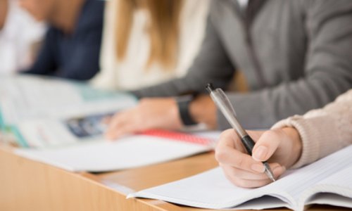 Report des partiels : pas de RER