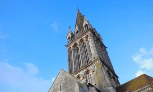 Non à l'Antenne relais Free sur l’Église de Langrune-sur-Mer.