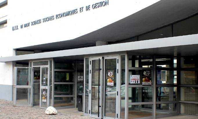 Rendre possible la compensation en Licence Droit (Corse)