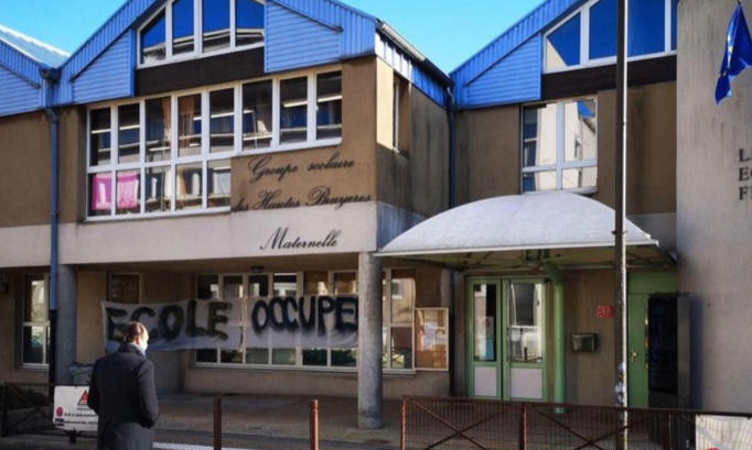 Pétition : Non aux fermetures de 2 classes dans notre école des Hautes Bruyères