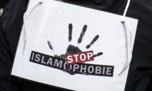 Faut-il condamner l'islamophobie, donc condamner les personnes qui ont peur de l'islam ?
