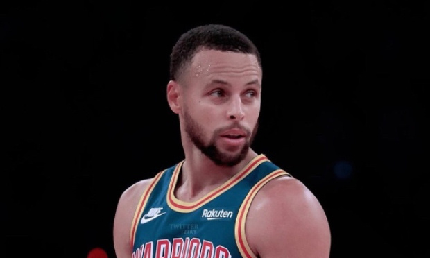 Vous pr&eacute;f&eacute;rer le Football ou le Basket