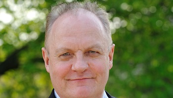 Connaissez-vous François Asselineau président de l'UPR, parti politique en pleine croissance ?