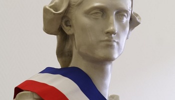 A qui pourrait-on attribuer le nouveau visage de Marianne représentant la République Française ?