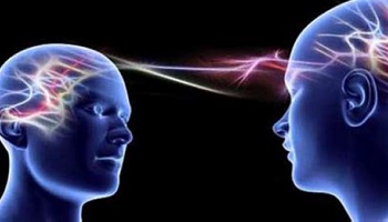 Pratiquez-vous la télépathie avec vos proches ?
