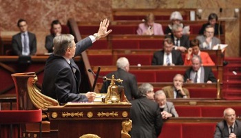 Est-il normal qu'un député élu pour 6 ans soit payé pendant 12 ans ?
