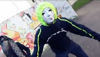 À Sarcelles, des enfants ont tourné un clip de rap faisant l'apologie de la drogue et de la violence : méritent-ils d'aller en prison ?