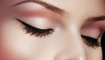 Combien de jours a duré votre formation initiale de maquillage permanent ?