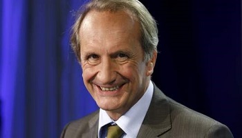 Faut-il un cordon sanitaire autour de Monsieur Gérard Longuet, qui revendique publiquement avoir appartenu à un mouvement d'extrême droite ?